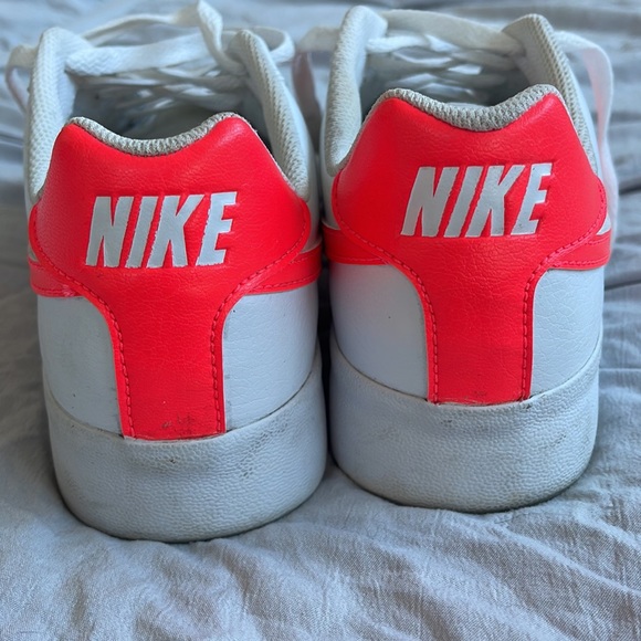 Nike low tops - Picture 5 of 8